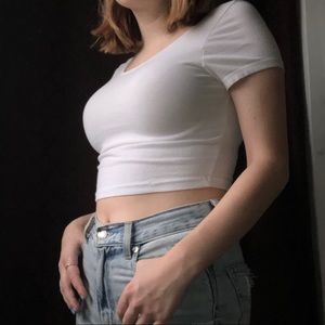 brandy melville crop T